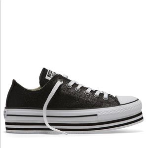 chuck taylor all star shiny metal platform low top